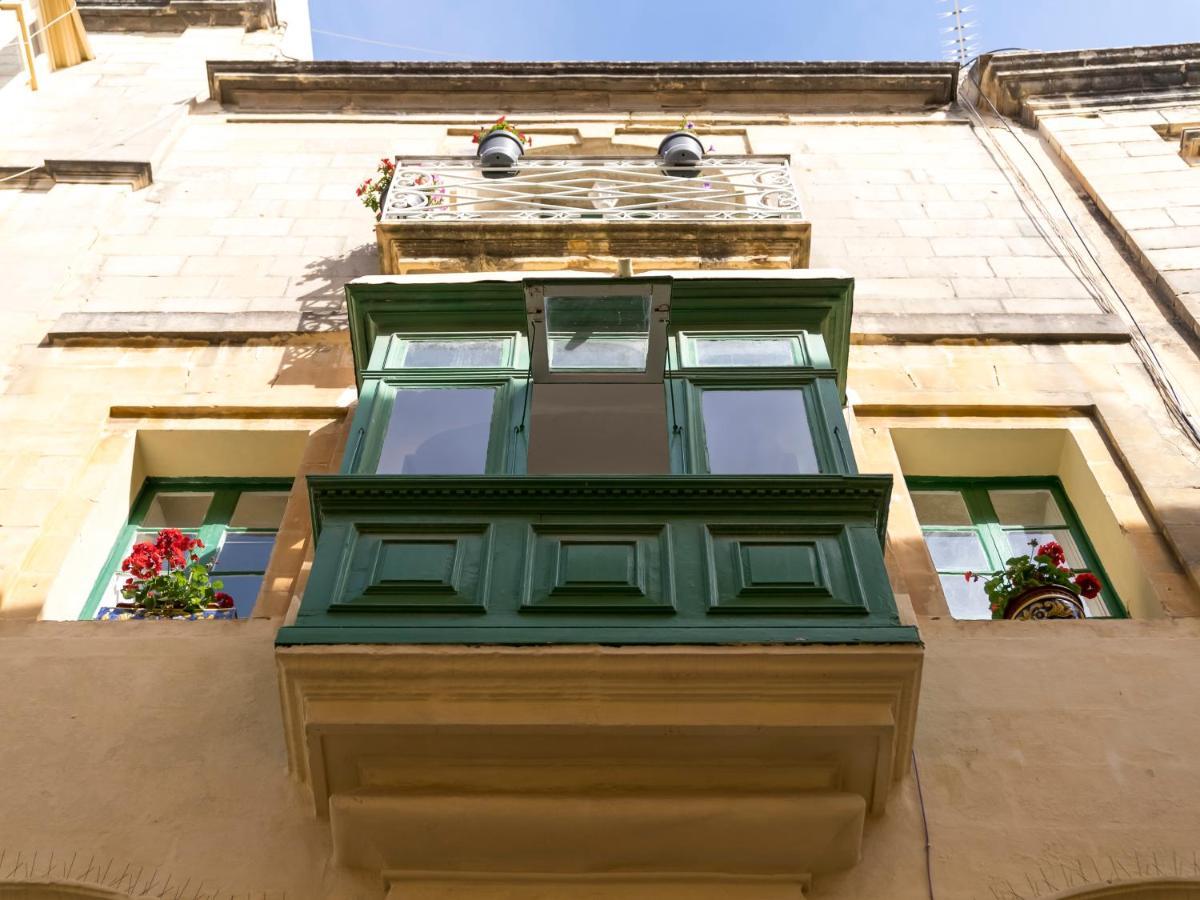 The Knight - Historical Terraced House Overlooking The Central Square Birgu Exterior foto